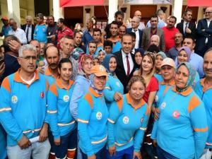 Adana Büyükşehir'de En Düşük İşçi Maaşı 2376 Lira Oldu