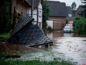Almanya'dan korkunç haberler geliyor! Sel ve su baskınlarında ölü sayısı 106'ya yükseldi