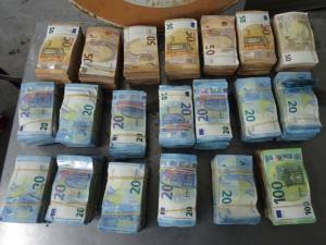 Bulgaristan Vidin Sınır Kapısında 450 Bin Euro Yakalandı..!