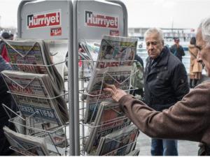 Hürriyet'te 20 gazetecinin işine tebligatla son verildi