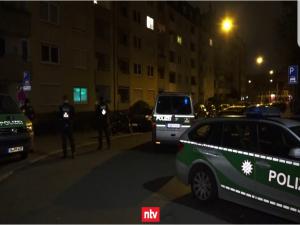 Nürnberg de BÜYÜK Tehlike.! Drei Frauen durch Messerstiche verletzt