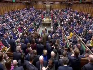 Son dakika... İngiliz parlamentosu Brexit anlaşmasını reddetti