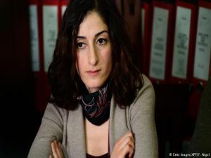 Tolu'ya yurt dışı yasağı devam edecek Gazeteci ve çevirmen Meşale Tolu'nun davasına bugün İstanbul'da devam edildi. 