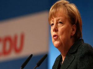 Angela Merkel yeniden genel başkan