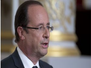 Hollande: Katillerin İslam diniyle bir ilgisi yok