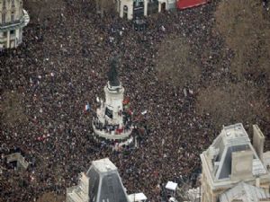 THEY MARCHED FOR HUMANITY IN FRANCE&FRANSADA İNSANLIK İÇİN YÜRÜDÜLER..!