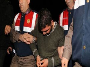 Özgecan Aslan cinayetinde katile yardım eden zanlının kalçası cezaevinde mahkûmlarca şişe ile kesildi