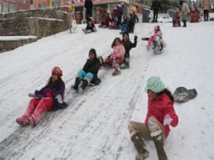 İstanbul'da ve Ankara'da 20 Şubat Cuma günü okullar tatil mi? İstanbul Valiliği açıkladı