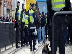 İsveç polisinin gözaltına aldığı Türk ölü bulundu