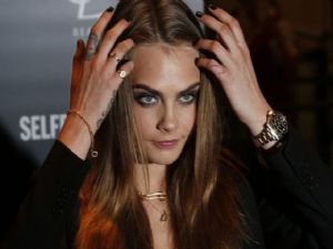 Cara Delevingne'den Mevlana paylaşımı