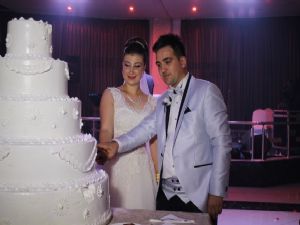 AKGÜN VE AKDOĞAN AİLELERİNİN MUTLULUĞU