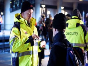Danimarka sınırda pasaport kontrolüne başladı