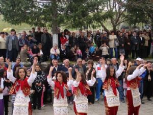 Bulgaristandan yayın yapan bir haber sitesi Türkiye avrupa birliğine 1 Temmuzda girecek diye haber yapmış ve yorumlara bakın...!