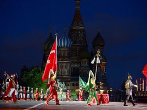 Kızıl Meydan'da Osmanlı rüzgarı