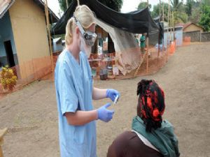  Ebolada 10 bin yeni vaka