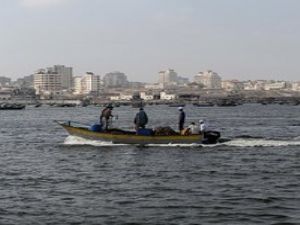 İsrail Filistinli balıkçılara ateş açtı