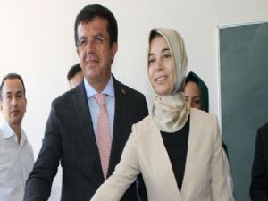 Bakan ve vali'nin eşleri talihsiz kazada yaralandı