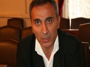 Gazeteciyi tehdide  8 ay hapis cezası  