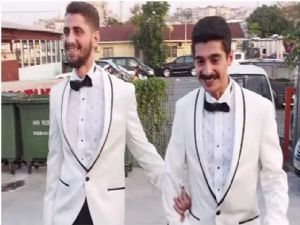 İstanbul Boğazı'nda eşcinsel evlendi